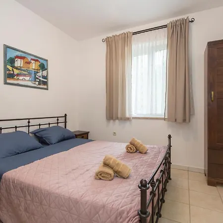 Holiday home House Paolo 2264