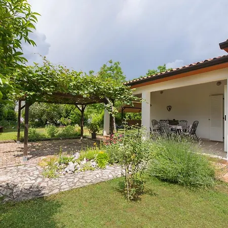 House Paolo 2264 Pola